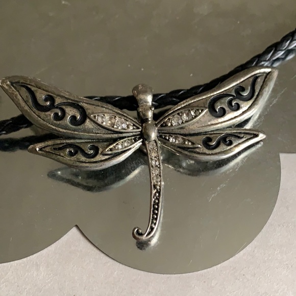 Dragonfly Necklace Pre Owned silver tone - Picture 3 of 6